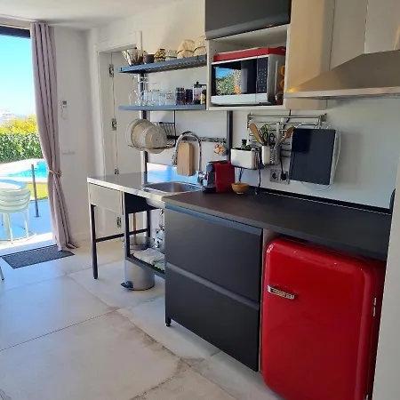Casa Domino Torreguadiaro Апартаменты Сотогранде
