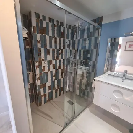 Casa Domino Torreguadiaro Апартаменты Сотогранде