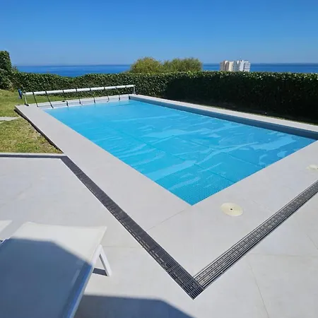 Casa Domino Torreguadiaro Апартаменты Сотогранде