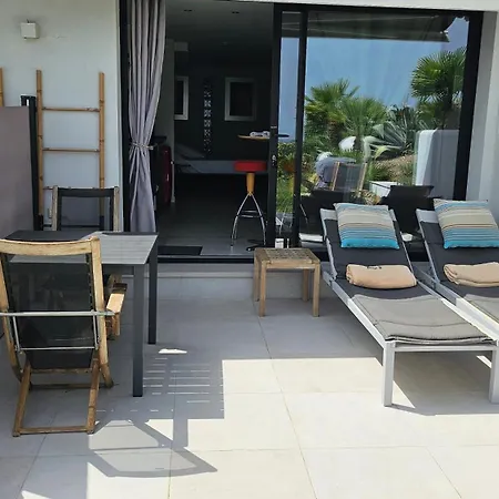 Casa Domino Torreguadiaro 아파트 *