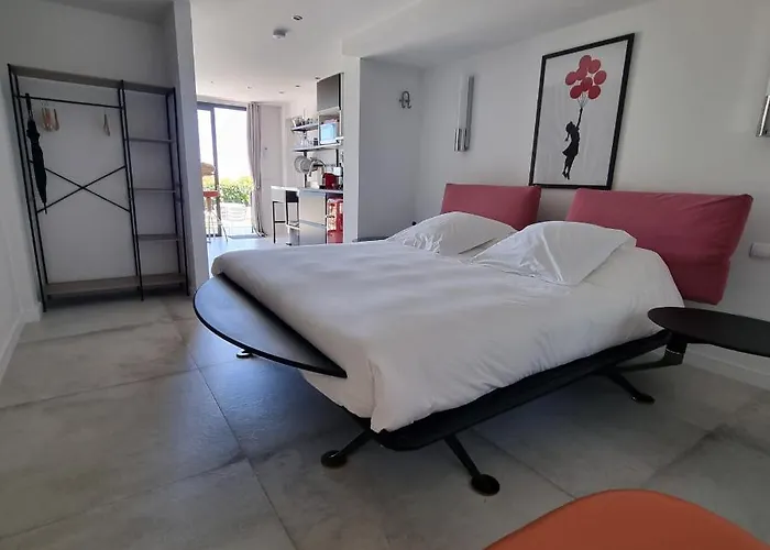 Casa Domino Torreguadiaro 아파트 *